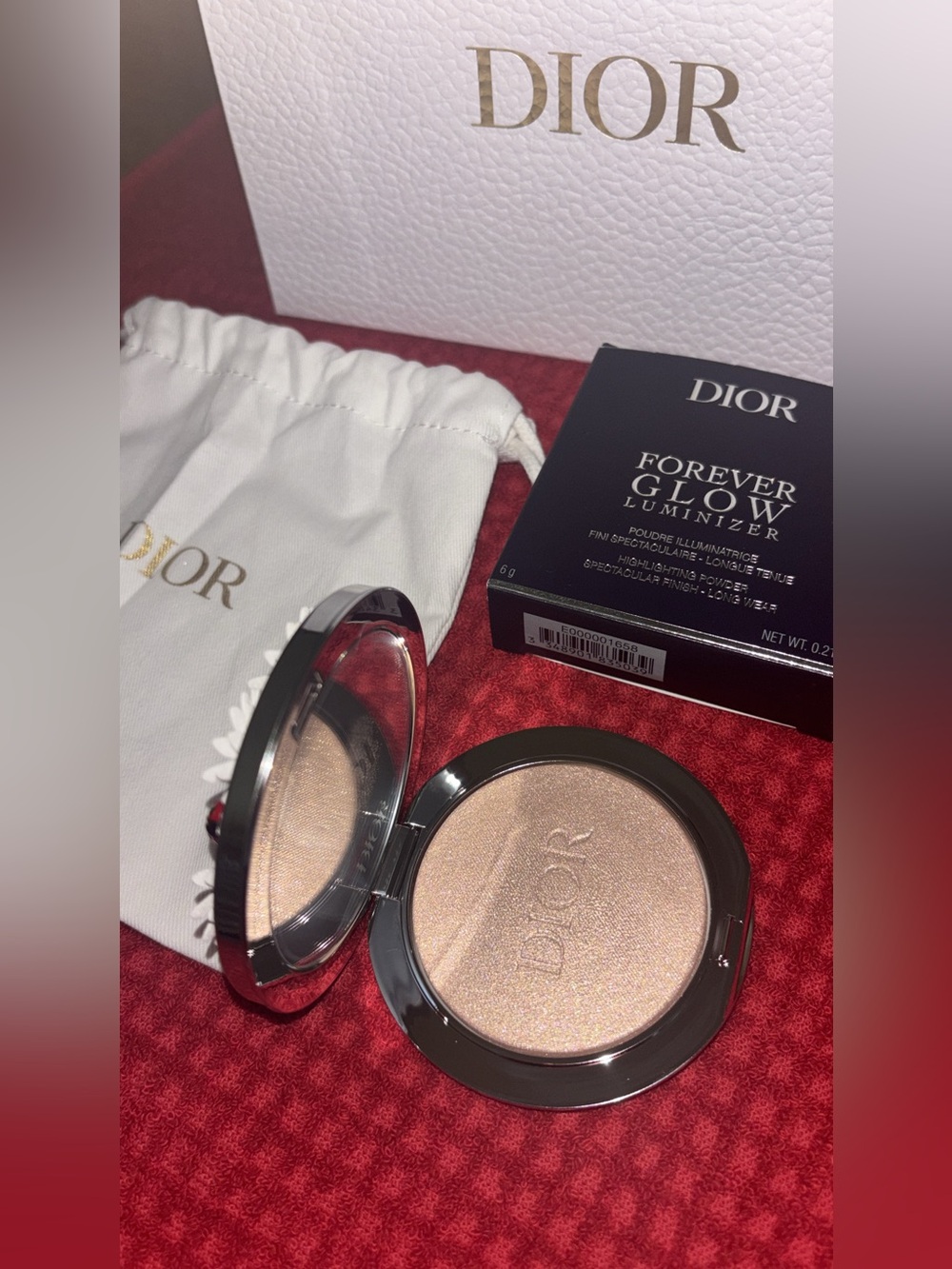Dior Forever Glow Highlighter — Champagne Beige Shimmer